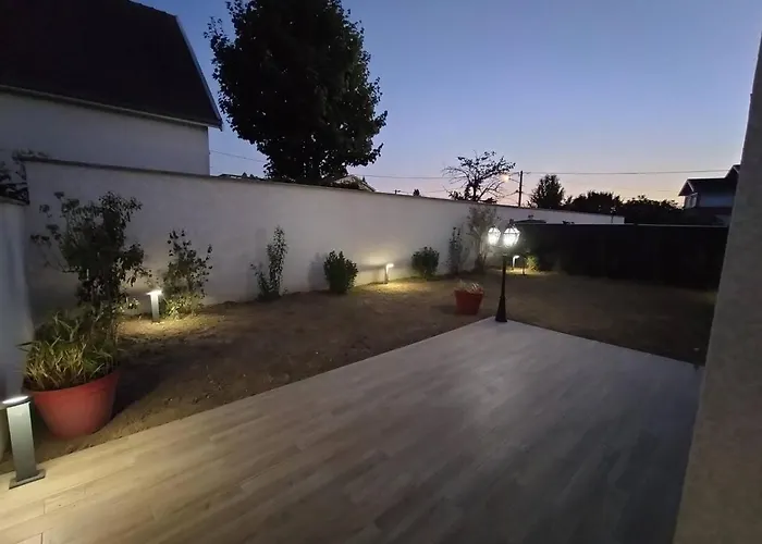 Logement Cosy Neuf Avec Jardin